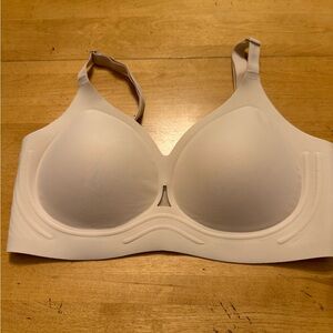 Elegant White Women's Bra